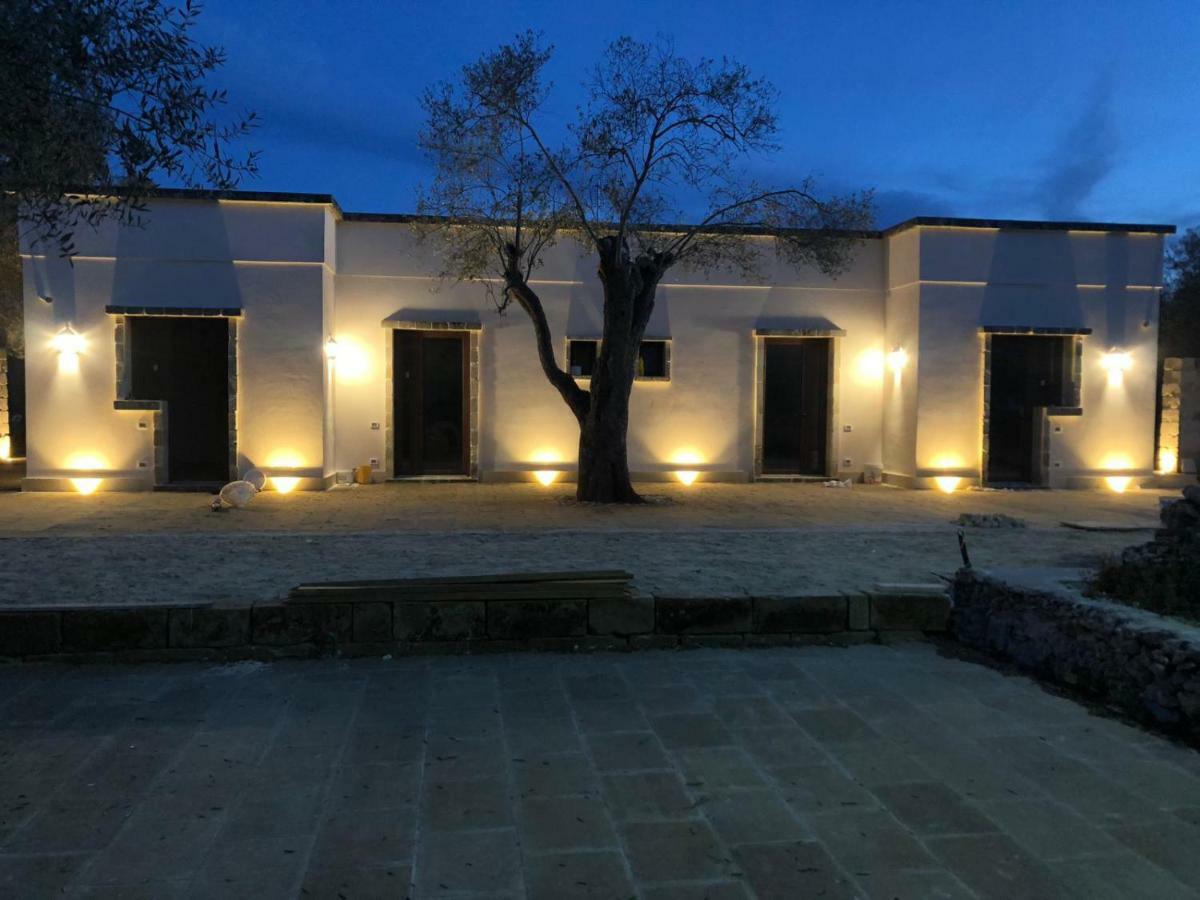 Bed and Breakfast Le Tre Colonne Melendugno Exterior foto