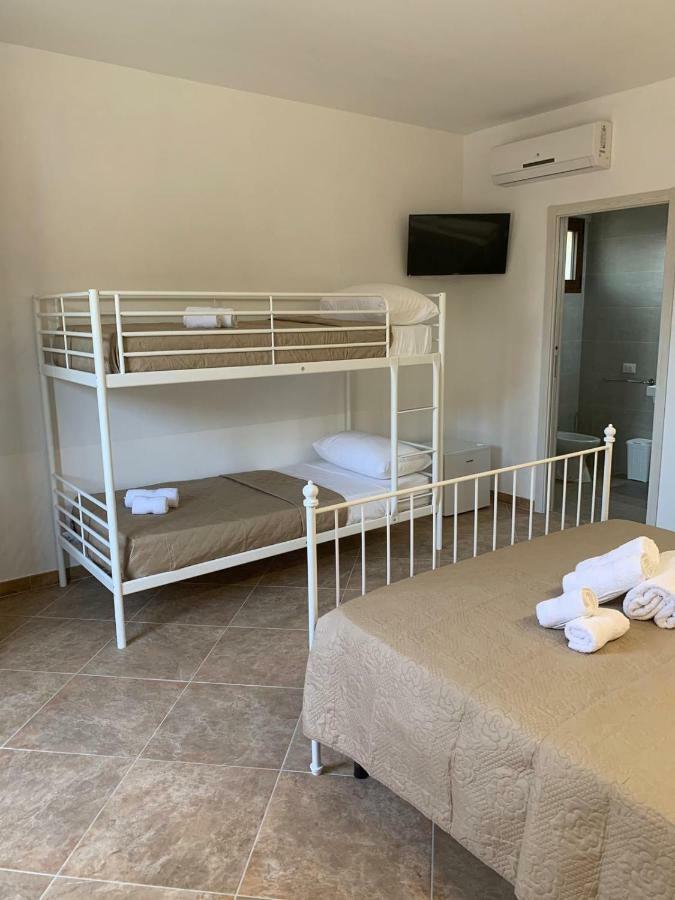 Bed and Breakfast Le Tre Colonne Melendugno Exterior foto