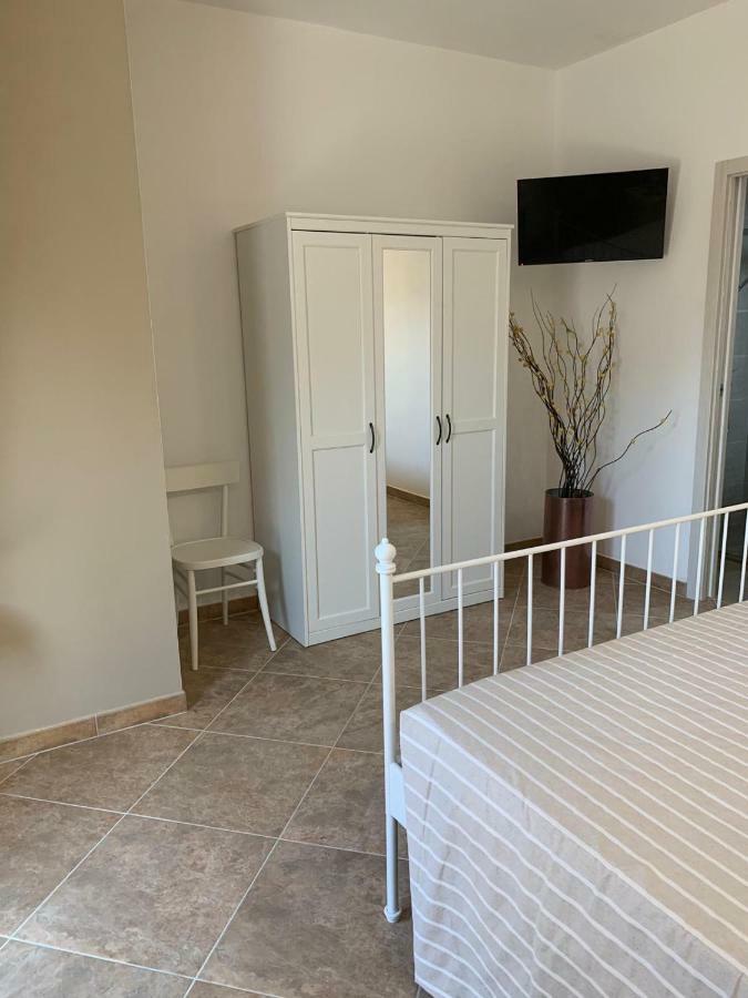 Bed and Breakfast Le Tre Colonne Melendugno Exterior foto