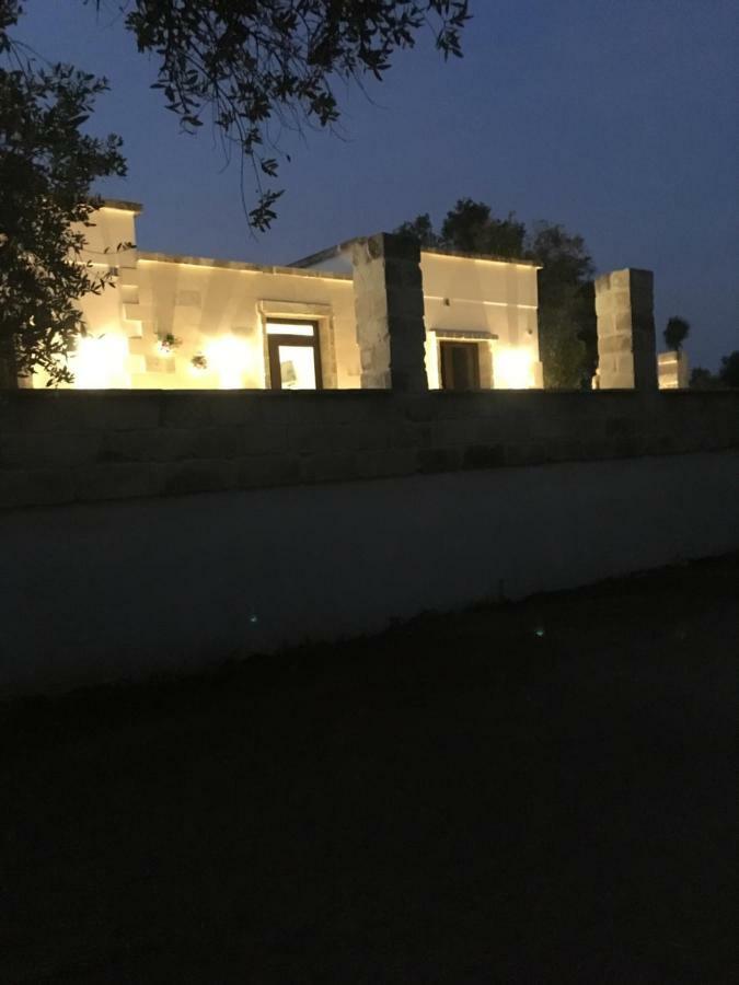 Bed and Breakfast Le Tre Colonne Melendugno Exterior foto